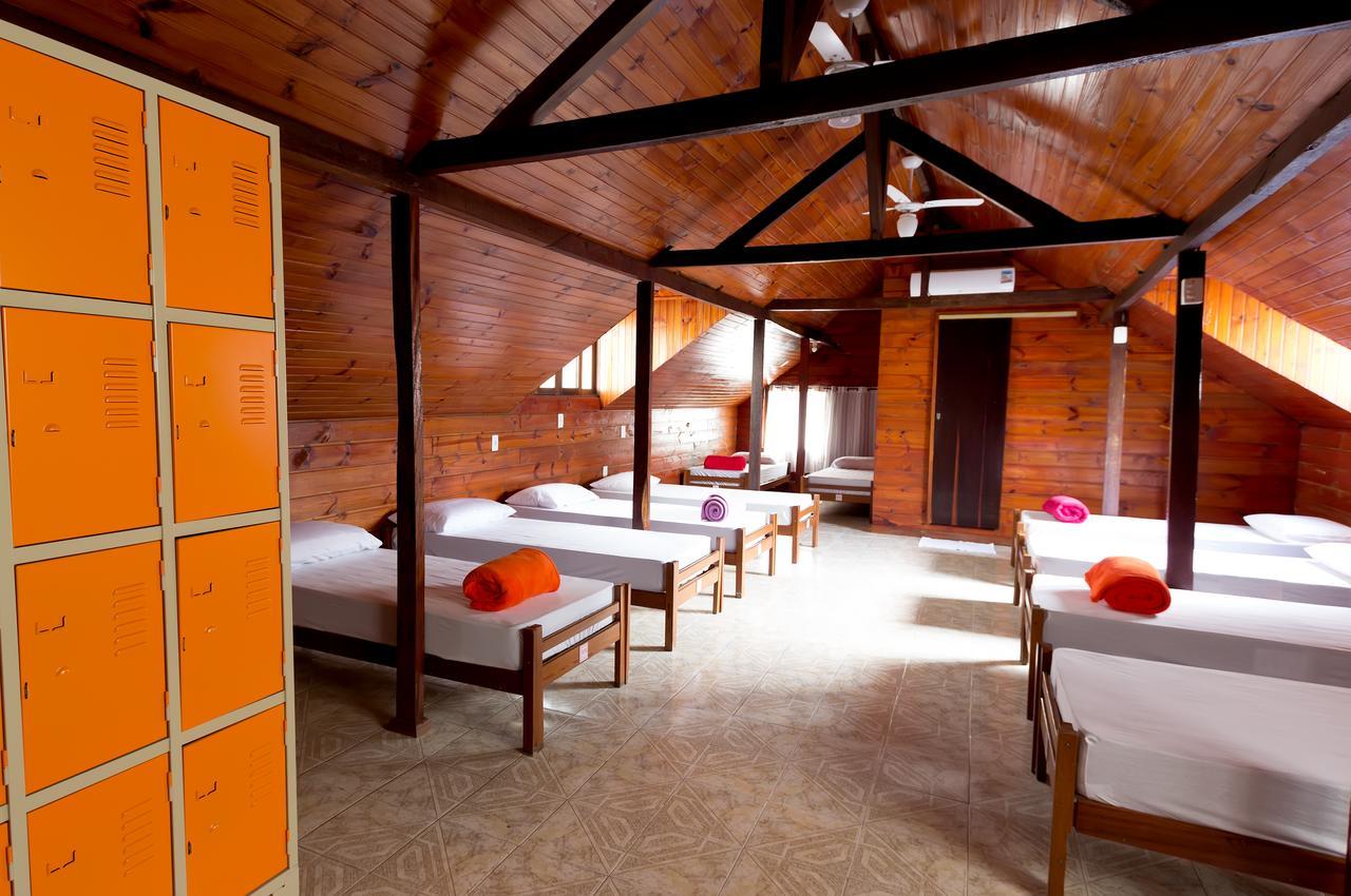 Cabanas Hostel & Suites Balneario Camboriu Exterior photo
