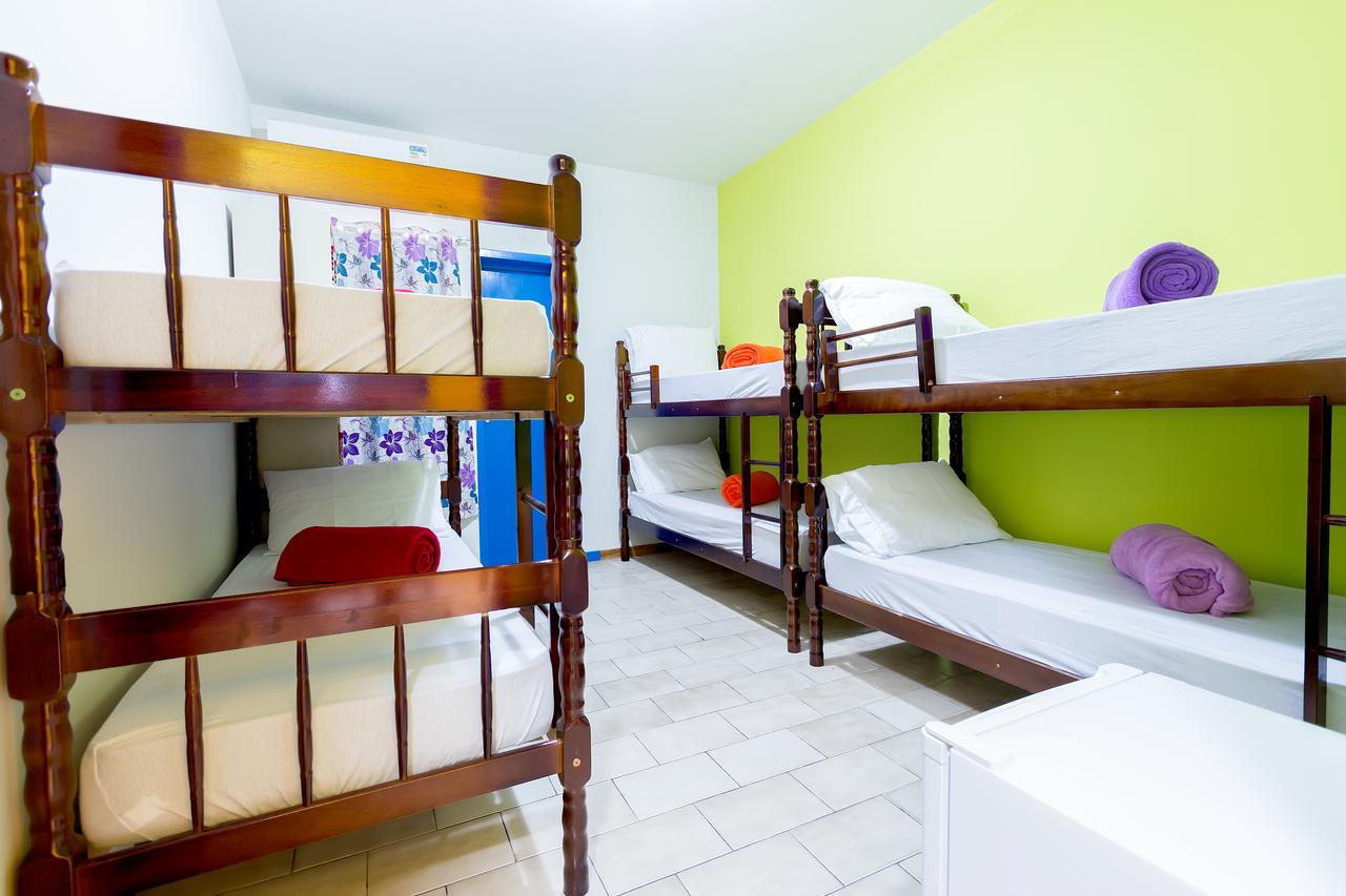 Cabanas Hostel & Suites Balneario Camboriu Exterior photo